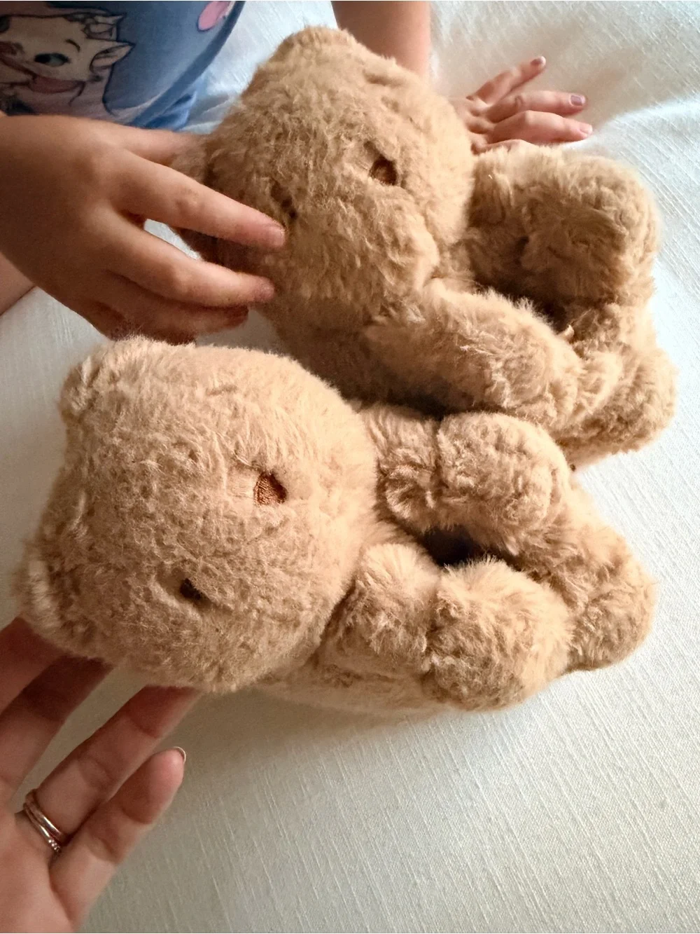 GAP Brannan Bear Fuzzy Teddy Bear Slippers Toddler shoe size 7-8